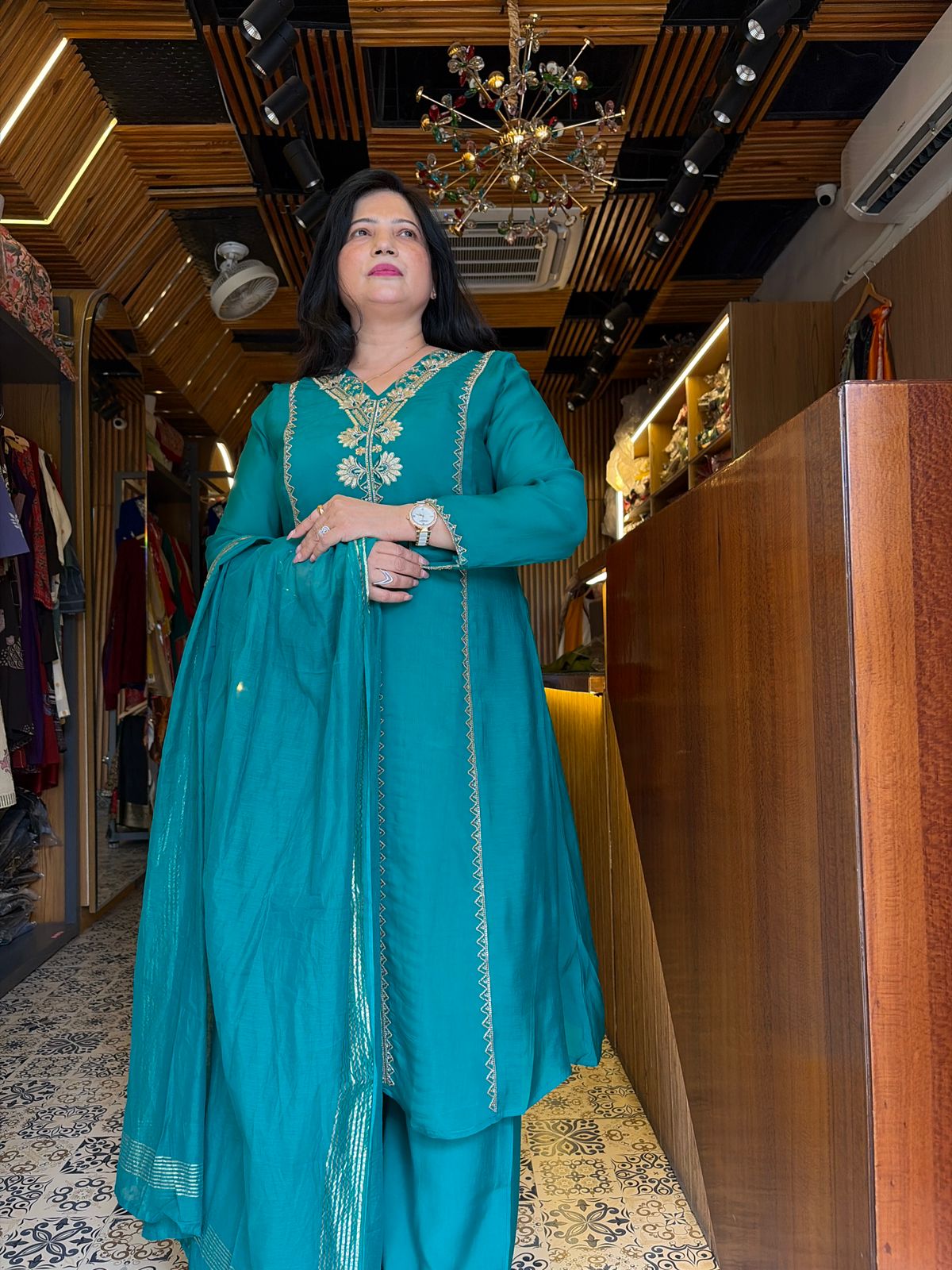 Glass Muslin Suit – Mehandi Green & Rama Green