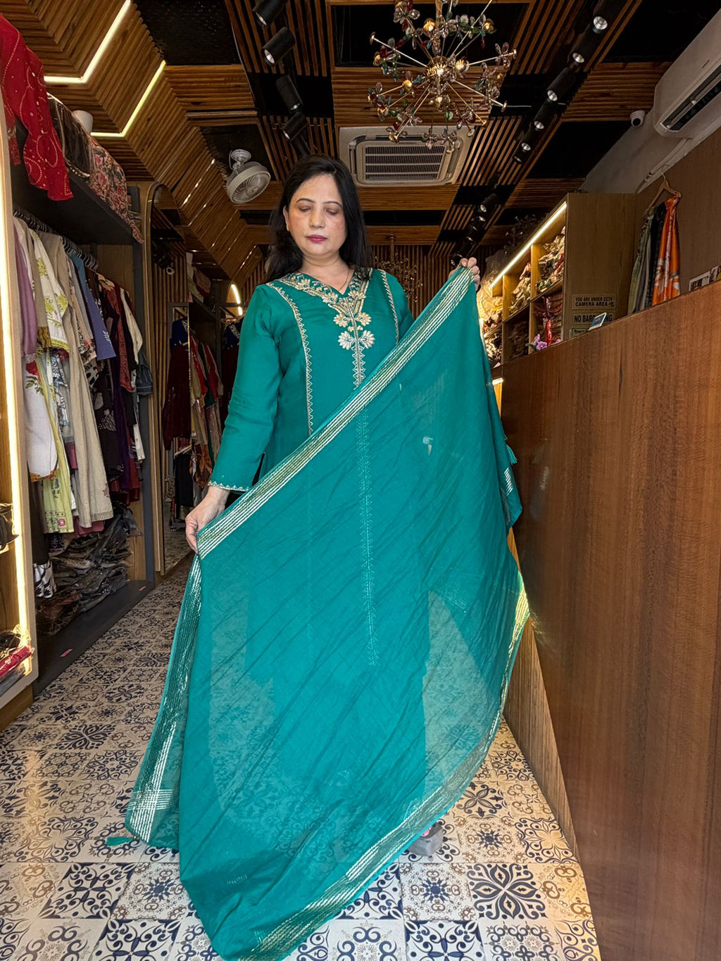 Glass Muslin Suit – Mehandi Green & Rama Green
