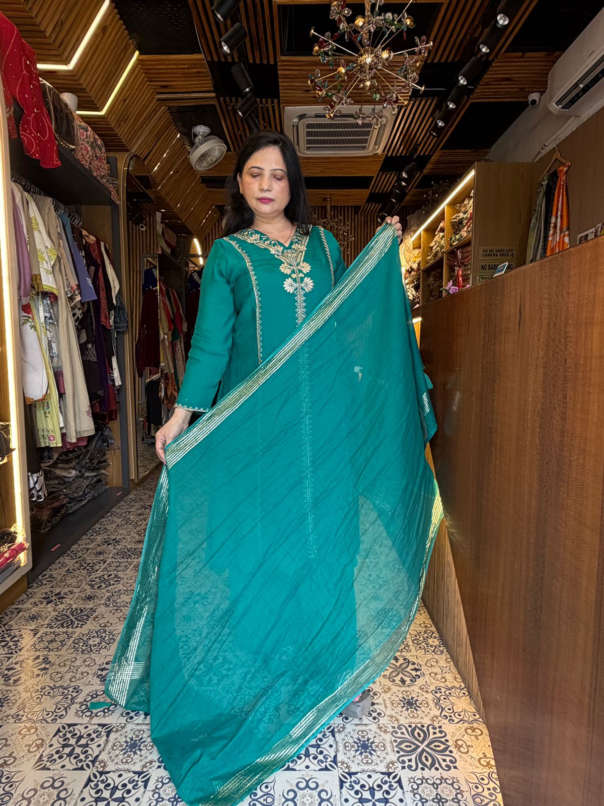 Glass Muslin Suit – Mehandi Green & Rama Green